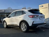 Gebraucht Ford Kuga Titanium 152 PS (111 kW) 2021 Weiß SUV