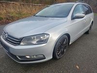 Gebraucht VW Passat 140 PS (102 kW) 2011 Silber Kombi