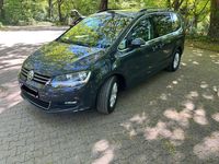 Gebraucht VW Sharan 150 PS (110 kW) 2019 Grau Van / Kleinbus