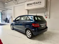 Gebraucht Mercedes B180 109 PS (80 kW) 2006 Blau Van / Kleinbus