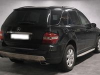 Gebraucht Mercedes ML320 224 PS (164 kW) 2011 Schwarz SUV