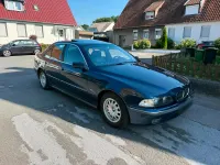 Gebraucht BMW 523 170 PS (125 kW) 1999 Blau Limousine
