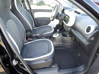 Gebraucht Renault Twingo Techno 60 kW (82 PS) 2023 Schwarz Kleinwagen