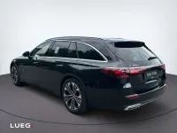 Gebraucht Mercedes E300 AMG Edition 1 313 PS (230 kW) 2025 Metalliclack obsidianschwarz Kombi