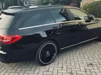 Gebraucht Mercedes C220 194 PS (142 kW) 2019 Schwarz Kombi