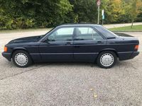 Gebraucht Mercedes 190 122 PS (89 kW) 1991 Blau Limousine