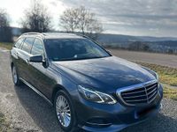 Gebraucht Mercedes E250 204 PS (150 kW) 2014 Schwarz Kombi
