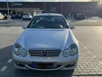 Gebraucht Mercedes C180 143 PS (105 kW) 2005 Silber Coupé