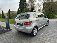 gebraucht Mercedes B200 *1.HAND*NAVI*AUTOMATIK*53tkm*