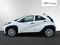 Gebraucht Toyota Aygo X X-play 72 PS (52 kW) 2022 Weiß SUV