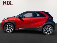 Gebraucht Toyota Aygo X Basis 72 PS (52 kW) 2024 Chili red perleffekt/ night sky black SUV
