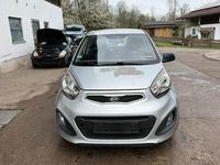 Second-hand Kia Picanto 69 CP (50 kW) 2013 Argintiu Hatchback