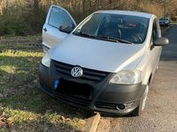 Gebraucht VW Fox 54 PS (39 kW) 2006 Silber Kleinwagen