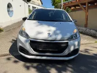 Gebraucht Peugeot 208 Access 68 PS (50 kW) 2015 Weiß Kleinwagen