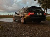 Gebraucht BMW 330 231 PS (169 kW) 2006 Schwarz Kombi