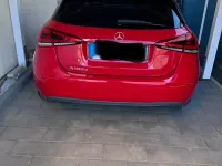 Gebraucht Mercedes A180 116 PS (85 kW) 2018 Rot Limousine