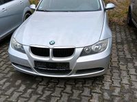 Gebraucht BMW 318 143 PS (105 kW) 2008 Silber Kombi