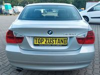 Second-hand BMW 320 177 CP (130 kW) 2007 Argintiu Berlinǎ