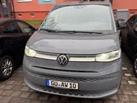 Gebraucht VW Multivan Style 150 PS (110 kW) 2024 Grau Van