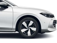 Neu VW Passat Business 150 PS (110 kW) 2026 Oryxweiß perlmutteffekt Kombi