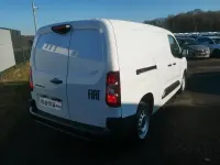 Neu Fiat Doblò 131 PS (96 kW) 2025 Gelato weiß Van / Kleinbus