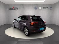 Gebraucht VW Polo Life 95 PS (69 kW) 2024 Rauchgrau Limousine