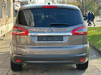 Gebraucht Ford S-MAX Titanium 140 PS (102 kW) 2012 Braun Van / Kleinbus
