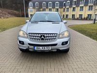 Gebraucht Mercedes ML320 224 PS (164 kW) 2006 Silber SUV
