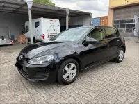 Gebraucht VW Golf VII Trendline 110 PS (80 kW) 2016 Schwarz Limousine