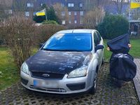 Gebraucht Ford Focus 100 PS (73 kW) 2005 Silber Limousine