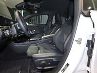 Gebraucht Mercedes CLA200 Advanced 163 PS (119 kW) 2024 Unilack polarweiß Coupé