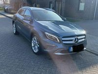 Gebraucht Mercedes GLA220 170 PS (125 kW) 2014 Blau SUV