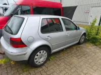 Gebraucht VW Golf IV GTI 163 PS (119 kW) 2001 Silber Kleinwagen
