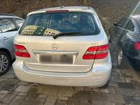 Gebraucht Mercedes B180 2006 Silber Van / Kleinbus