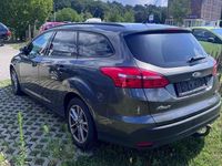 Gebraucht Ford Focus Business Edition 101 PS (74 kW) 2015 Grau Limousine