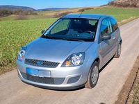 Gebraucht Ford Fiesta Fun X 68 PS (50 kW) 2007 Silber Kleinwagen