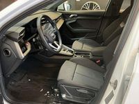 Gebraucht Audi A3 S-Line 150 PS (110 kW) 2022 Weiß Limousine