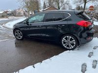 Gebraucht Kia Ceed Spirit 128 PS (94 kW) 2015 Schwarz Kleinwagen