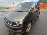 Gebraucht VW Transporter 140 PS (102 kW) 2016 Grau Van