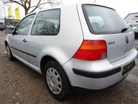 Gebraucht VW Golf III 75 PS (55 kW) 1998 Silber Kleinwagen