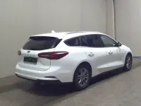 Używany Ford Focus Titanium X 116 KM (85 kW) 2024 Biały Sedan/Limuzyna