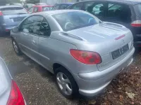 Gebraucht Peugeot 206 CC Quiksilver 109 PS (80 kW) 2007 Grau Cabrio