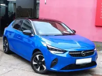 Używany Opel Corsa-e Elegance 100 kW (136 KM) 2021 Niebieski Hatchback