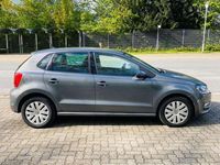 Gebraucht VW Polo Highline 90 PS (66 kW) 2016 Grau Limousine