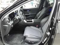 Gebraucht Mercedes C300e Avantgarde 204 PS (150 kW) 2023 Schwarz Kombi