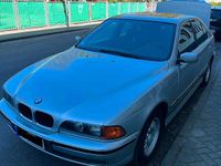 Second-hand BMW 520 150 CP (110 kW) 2000 Gri Berlinǎ