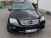 Gebraucht Mercedes ML280 190 PS (139 kW) 2006 Schwarz SUV