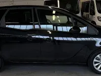 Używany Opel Meriva Style 140 KM (102 kW) 2014 Czarny Minivan