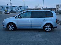 Gebraucht VW Touran 140 PS (102 kW) 2009 Silber Van / Kleinbus