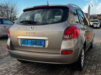 Gebraucht Renault Clio II Dynamique 101 PS (74 kW) 2011 Braun Limousine
